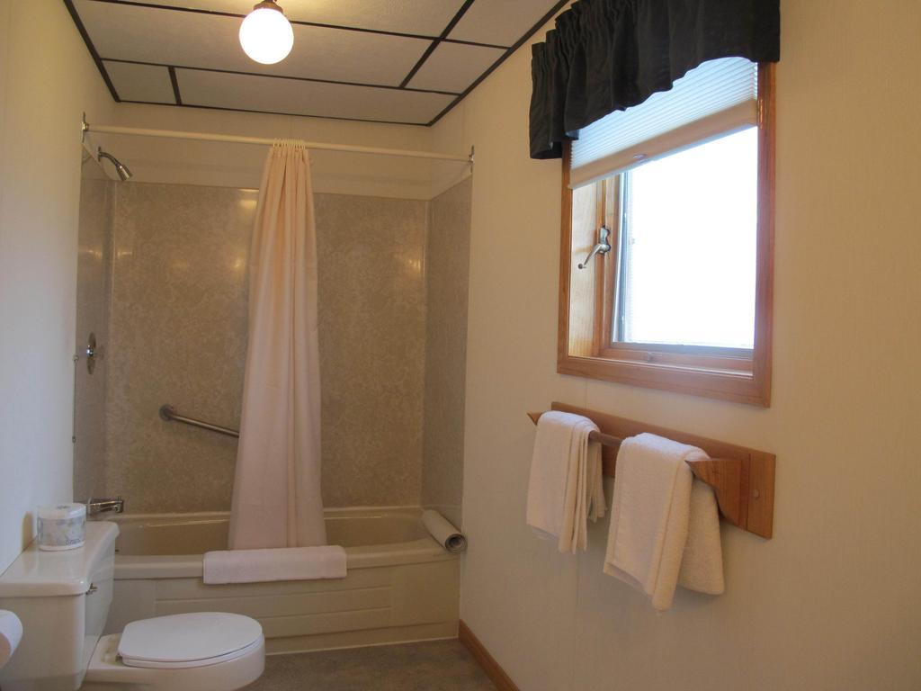 Laurie'S Inn Chéticamp 部屋 写真